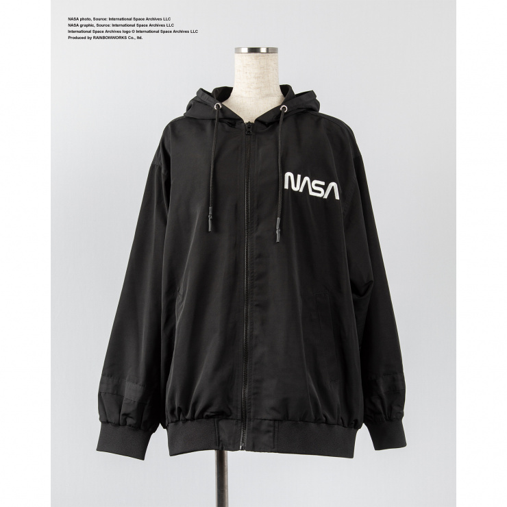 ウマ娘 NASA コスモピュエラ シェルパーカー　Lサイズ 黒色　新品未開封 NASA｜宇宙走娘＜コスモピュエラ＞オリジナル シェルパーカー(ウマ娘
