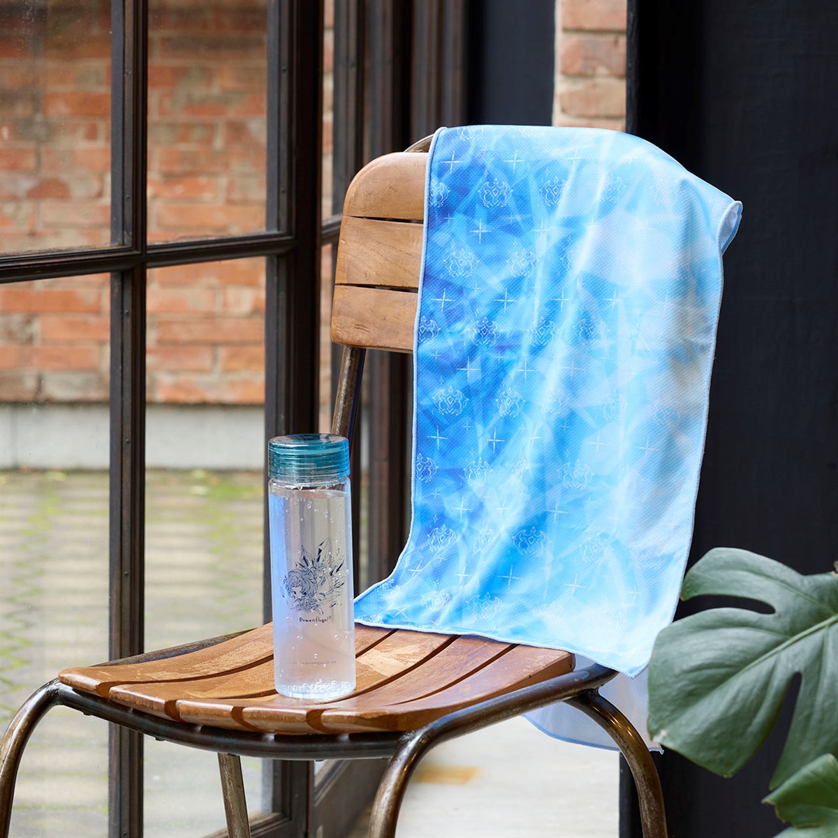 ボトル入りクールタオル(ランスロット)